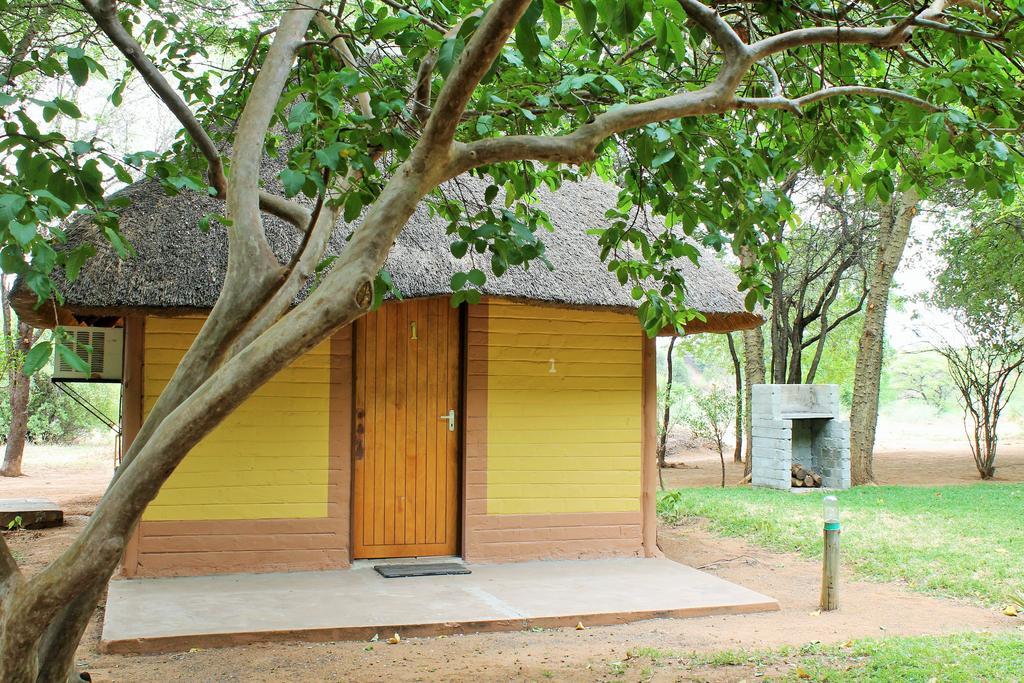 Divundu Guest House Habitación foto