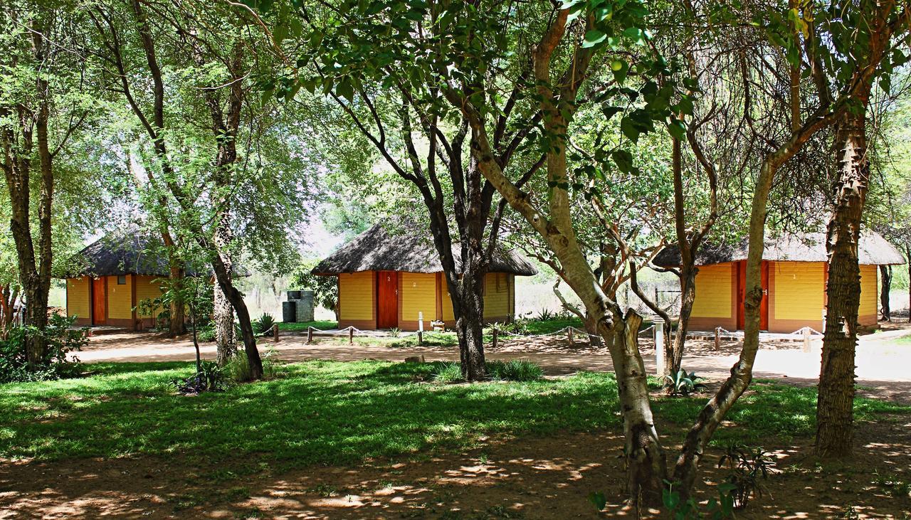 Divundu Guest House Exterior foto