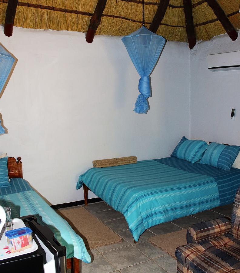 Divundu Guest House Exterior foto
